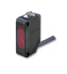 E3Z-D81 - Cam bien quang E3Z-D81 